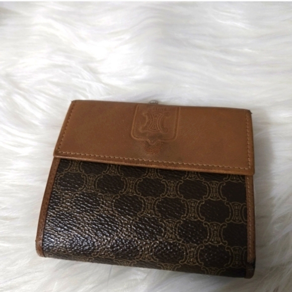 Celine Macadam Coated Canvas and Leather Triomphe Kisslock Wallet - Picture 2 of 13